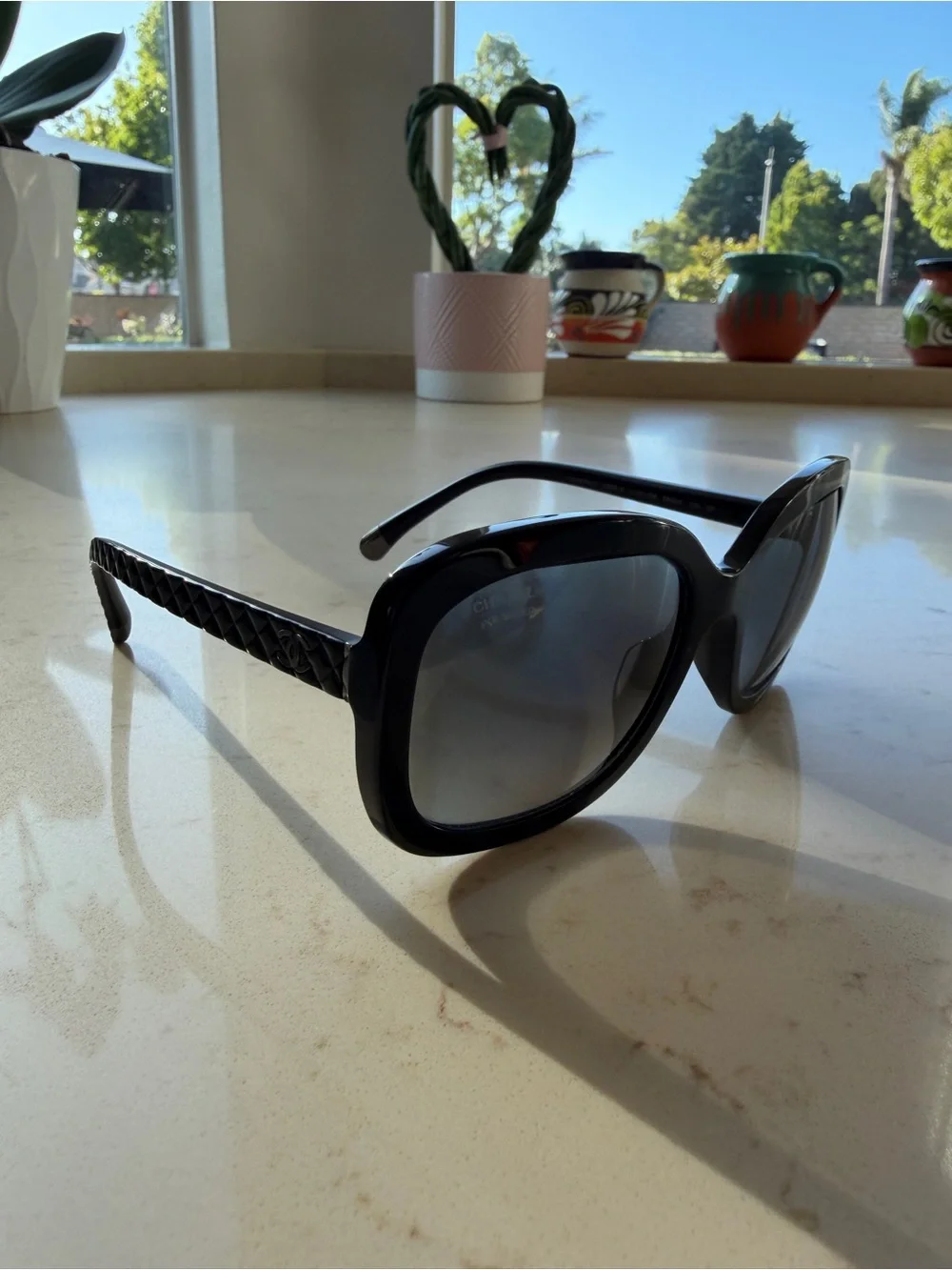 CHANEL Black Chanel Quilted 5329 Polarized Sunglasses
